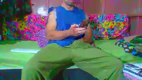 Snapshot of lemao77 chatting on 11/26/25, 01:06 SEX MASTER online show from 11/26/25, 01:06