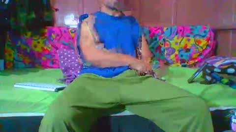 Snapshot of lemao77 chatting on 11/28/25, 01:52 SEX MASTER online show from 11/28/25, 01:52