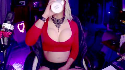 Snapshot of lemon_stealing_whore chatting on 02/22/25, 09:45 Lemon Stealing Whore online show from 02/22/25, 09:45