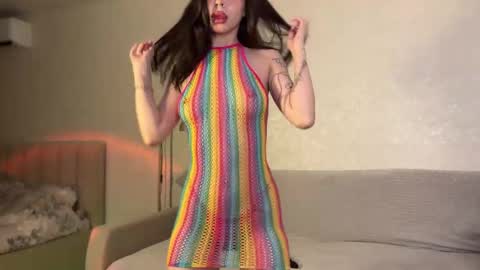 2 shy lemons 1 peach online show from 12/03/25, 01:57