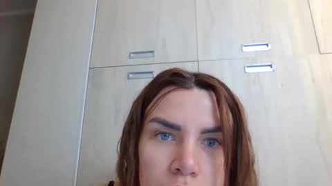 lena6122000 online show from 09/12/25, 01:11