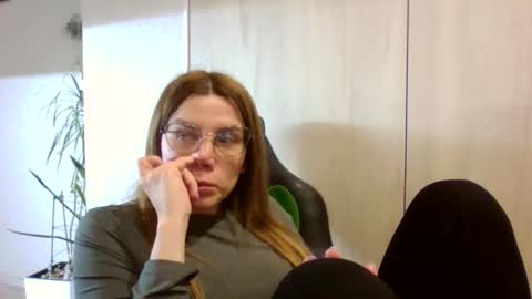 lena6122000 online show from 05/29/26, 08:07