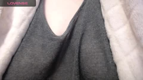 lenagolden online show from 01/20/25, 11:02