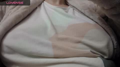 lenagolden online show from 01/29/25, 06:22