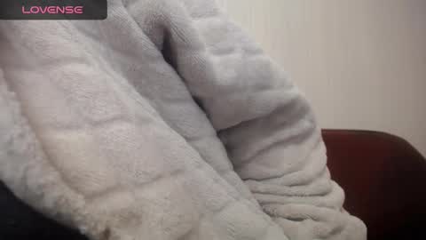 lenagolden online show from 01/31/25, 02:58