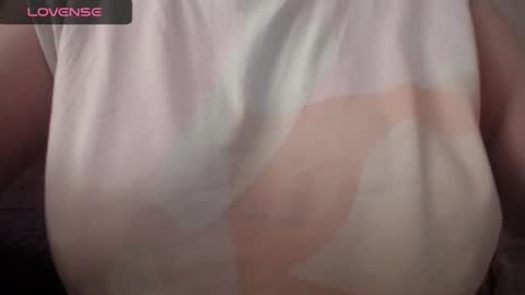 lenagolden online show from 02/14/25, 10:49