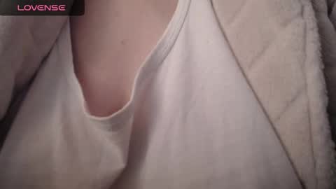 lenagolden online show from 02/21/25, 11:01