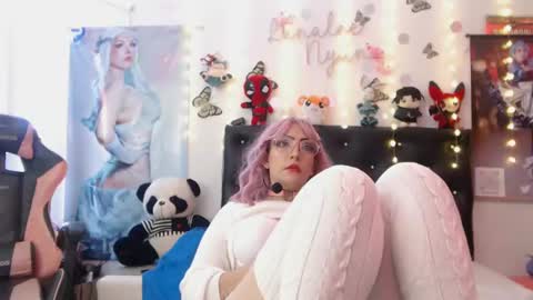 lenaleenyan online show from 01/15/25, 08:16