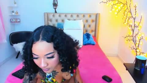 Lena  online show from 10/01/25, 12:33