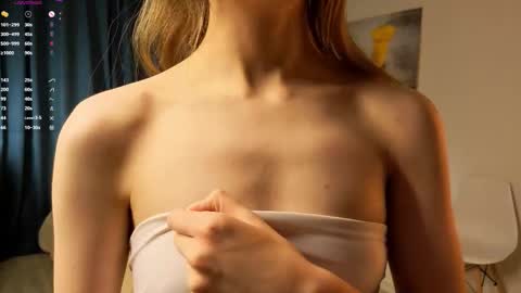 Earlene online show from 11/27/25, 10:23