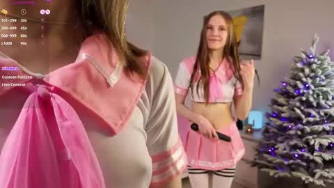 Earlene online show from 12/21/25, 06:59