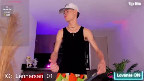 Lenner INDEPENDENT MODEL online show from 02/05/25, 04:16