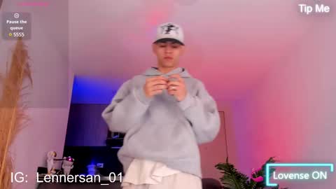 Lenner INDEPENDENT MODEL online show from 02/10/25, 03:24