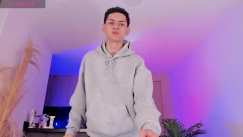 Lenner INDEPENDENT MODEL online show from 02/16/25, 05:59