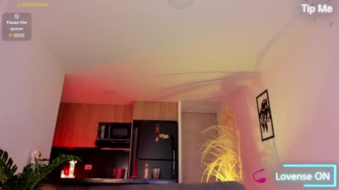 Lenner INDEPENDENT MODEL online show from 02/18/25, 08:59