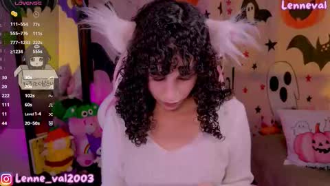 Snapshot of lenneval chatting on 10/05/25, 02:10 Val online show from 10/05/25, 02:10