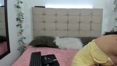 Snapshot of lennox_amy chatting on 05/08/26, 01:38 lennox_amy online show from 05/08/26, 01:38