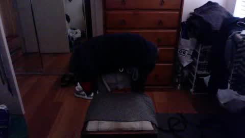 Snapshot of lennyfife chatting on 02/23/25, 06:49 Pussylicker online show from 02/23/25, 06:49