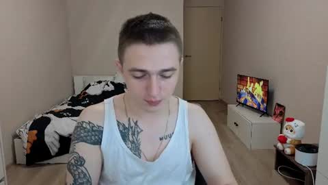 Snapshot of leo__miller chatting on 07/10/26, 04:42 LEO online show from 07/10/26, 04:42