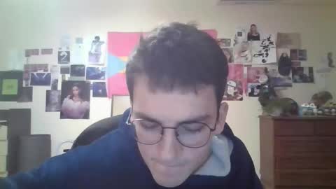 Snapshot of leo_cutie chatting on 02/17/26, 03:40 leo_cutie online show from 02/17/26, 03:40