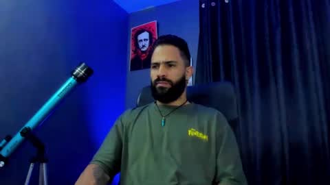 Snapshot of leo_diaz01 chatting on 01/03/25, 01:16 Leo  Diaz online show from 01/03/25, 01:16