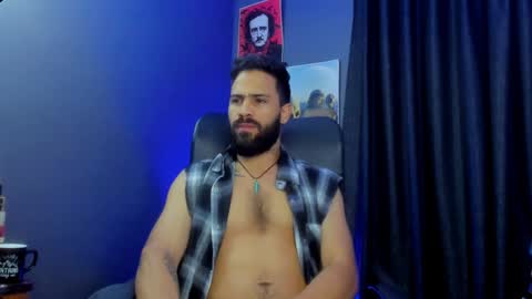 Snapshot of leo_diaz01 chatting on 01/16/25, 08:00 Leo  Diaz online show from 01/16/25, 08:00