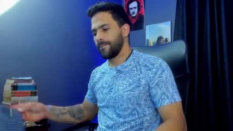 Snapshot of leo_diaz01 chatting on 01/27/25, 02:10 Leo  Diaz online show from 01/27/25, 02:10