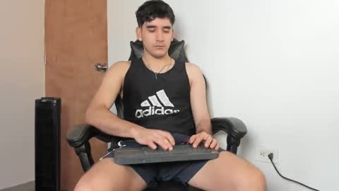 Leo Jones online show from 12/19/25, 02:46