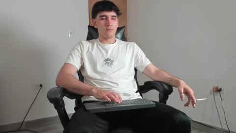 Leo Jones online show from 04/04/26, 10:51