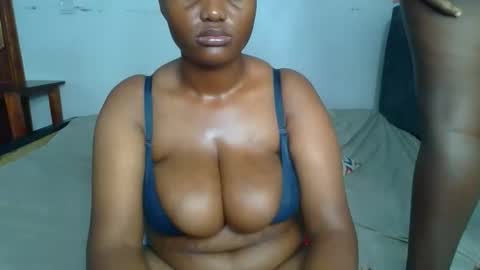 leo_kitty8 online show from 02/17/26, 12:12