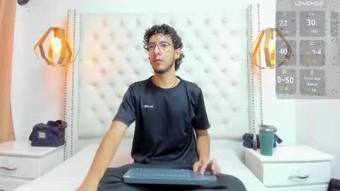 Snapshot of leo_sanz6 chatting on 06/19/26, 12:31 LEO online show from 06/19/26, 12:31