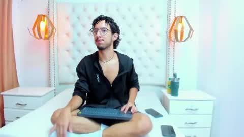 Snapshot of leo_sanz6 chatting on 07/01/26, 12:18 LEO online show from 07/01/26, 12:18