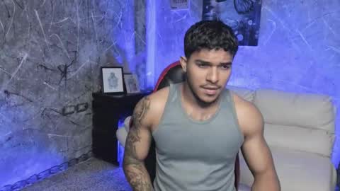 Leo independent model online show from 10/20/25, 11:27