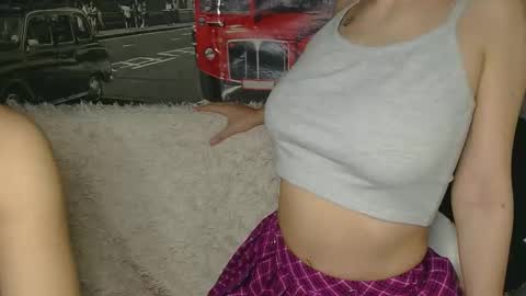 LeoandLuna online show from 10/26/25, 05:02