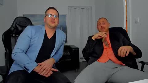 Snapshot of leoboyf4f chatting on 02/18/25, 10:58 TheBigLeo online show from 02/18/25, 10:58