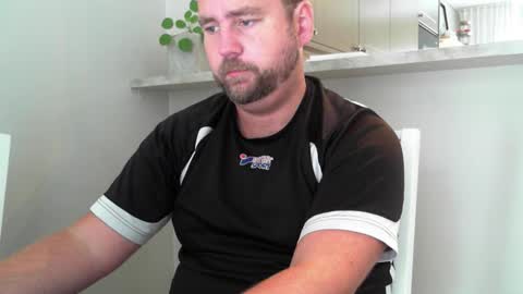 Leofromsweden online show from 09/09/25, 07:19