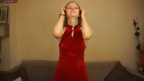 Hello Im Roxy Im just starting my journey here so lets get acquainted online show from 02/14/26, 08:38