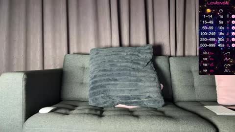 Leon online show from 01/12/25, 12:23