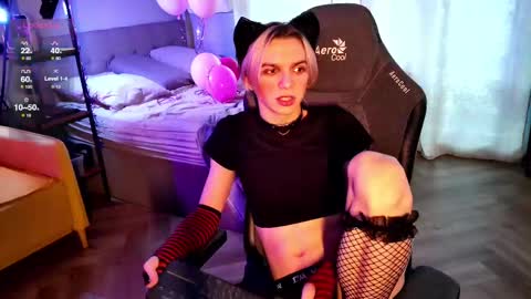 Leon online show from 02/20/25, 10:37