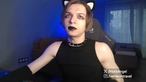 Leon online show from 04/02/26, 01:53