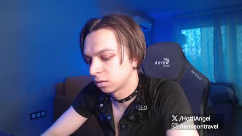 Leon online show from 04/13/26, 03:50