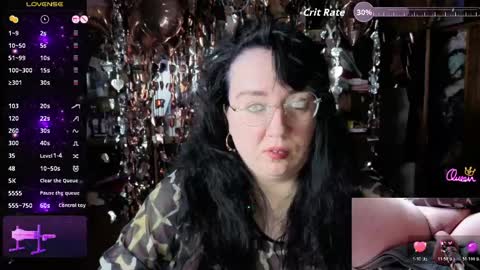 Snapshot of leona_harrison chatting on 05/31/26, 01:25 Leona Harrison online show from 05/31/26, 01:25