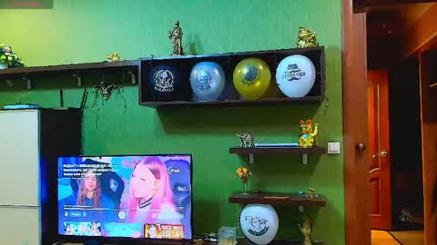 Leona tracie online show from 02/27/26, 11:38