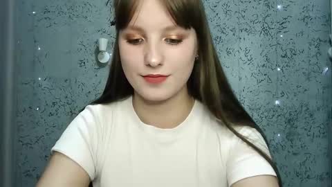 Leonaalove online show from 10/29/25, 08:49