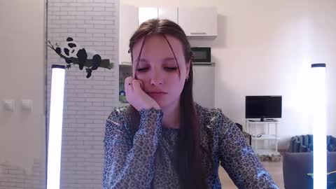 Leonaalove online show from 04/23/26, 01:13