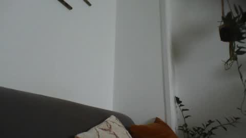 Snapshot of leonardo_grande chatting on 06/08/26, 01:22 Leonardo online show from 06/08/26, 01:22