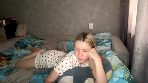 Eva online show from 05/15/26, 06:31