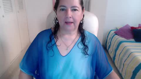 leonela   online show from 05/22/26, 09:09