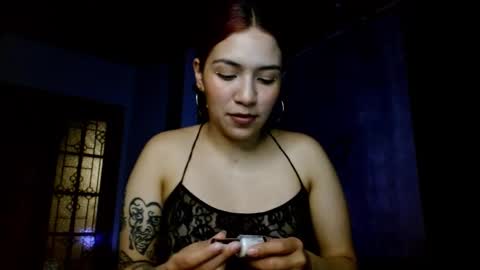 leonela  online show from 10/26/25, 05:35