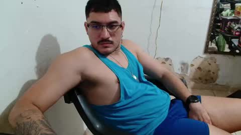 leonino231 online show from 09/19/25, 12:02